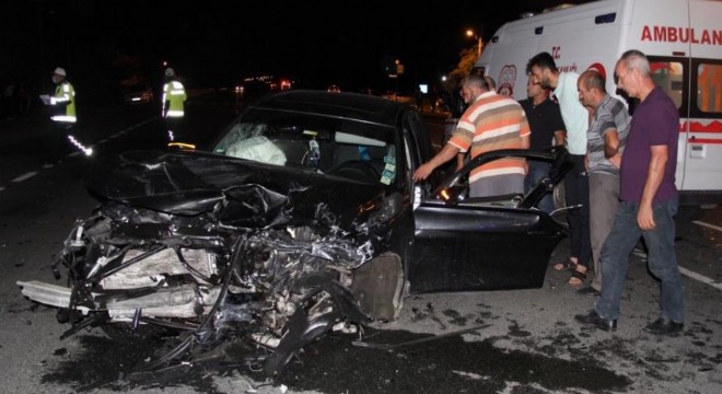  Erzincan yolunda trafik kazası: 1 ölü, 7 yaralı